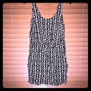 Cute dress with POCKETS!!
